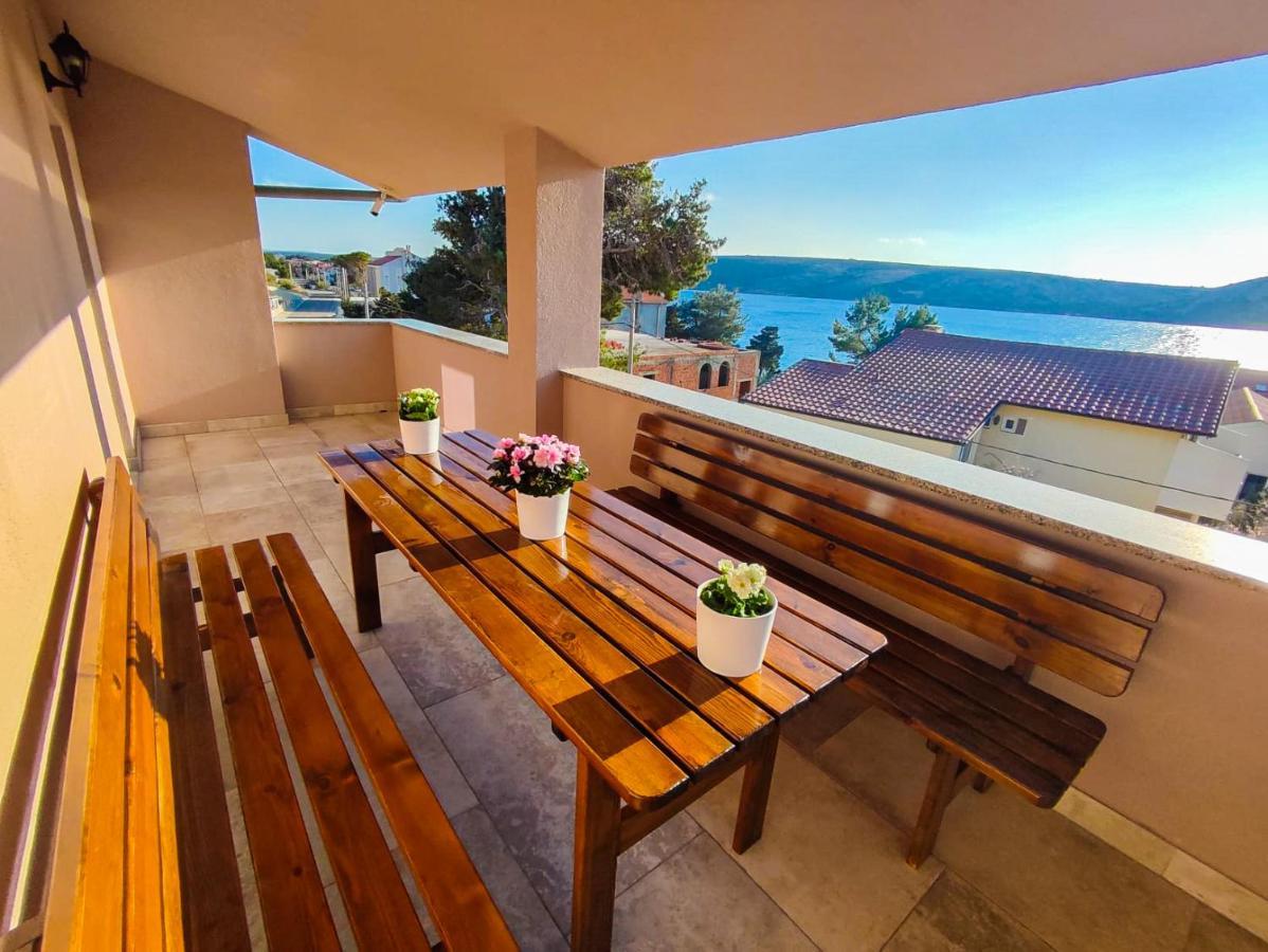 Apartments Amfora - Cozy And Modern Apartments For Up To 15 People, 100M From The Sea And Beach ستارا نوفالجا المظهر الخارجي الصورة