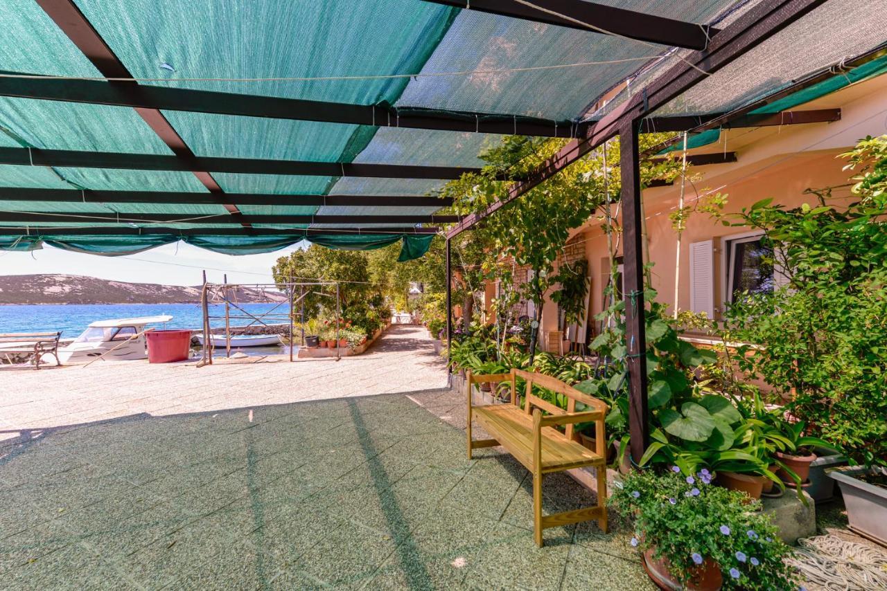 Apartments Amfora - Cozy And Modern Apartments For Up To 15 People, 100M From The Sea And Beach ستارا نوفالجا المظهر الخارجي الصورة